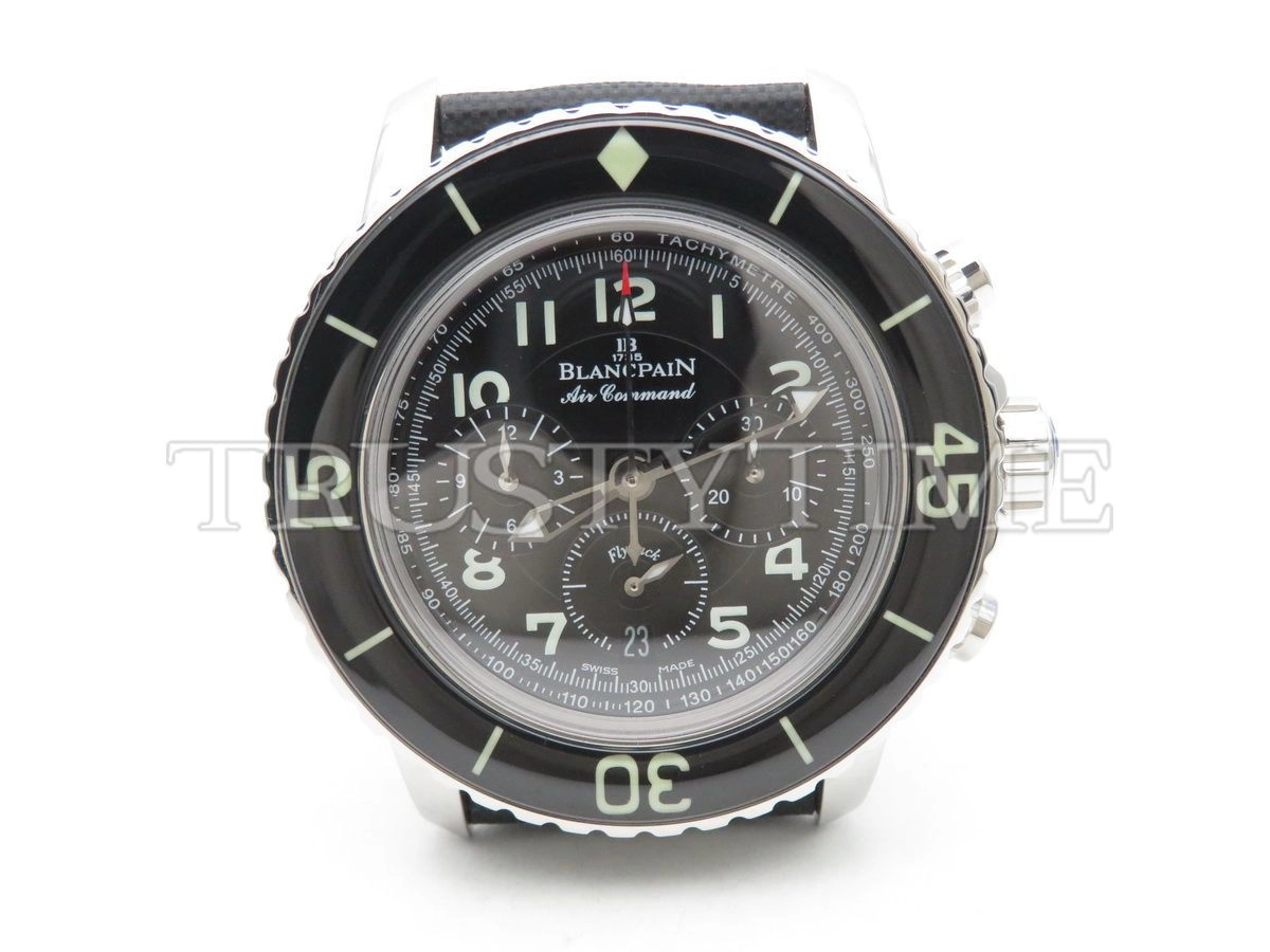 Копия часов Blancpain Fifty Fathoms Flyback Chronograph 5885F-1130-52