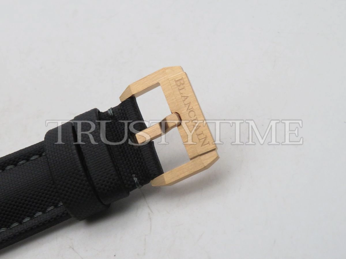 Копия часов Blancpain Fifty Fathoms Bathyscaphe 5000-36S30-B52A