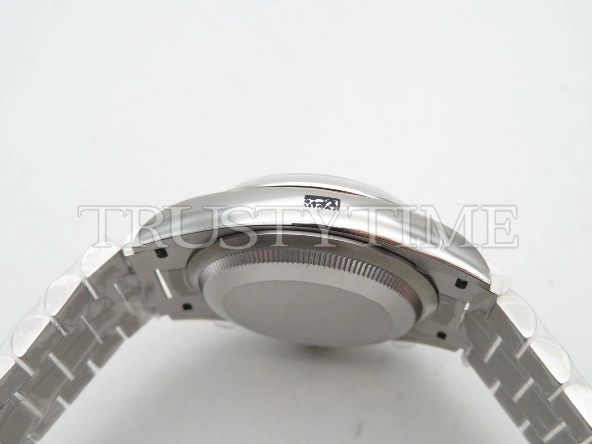 Копия часов Rolex Day-Date 36mm 128236-0002