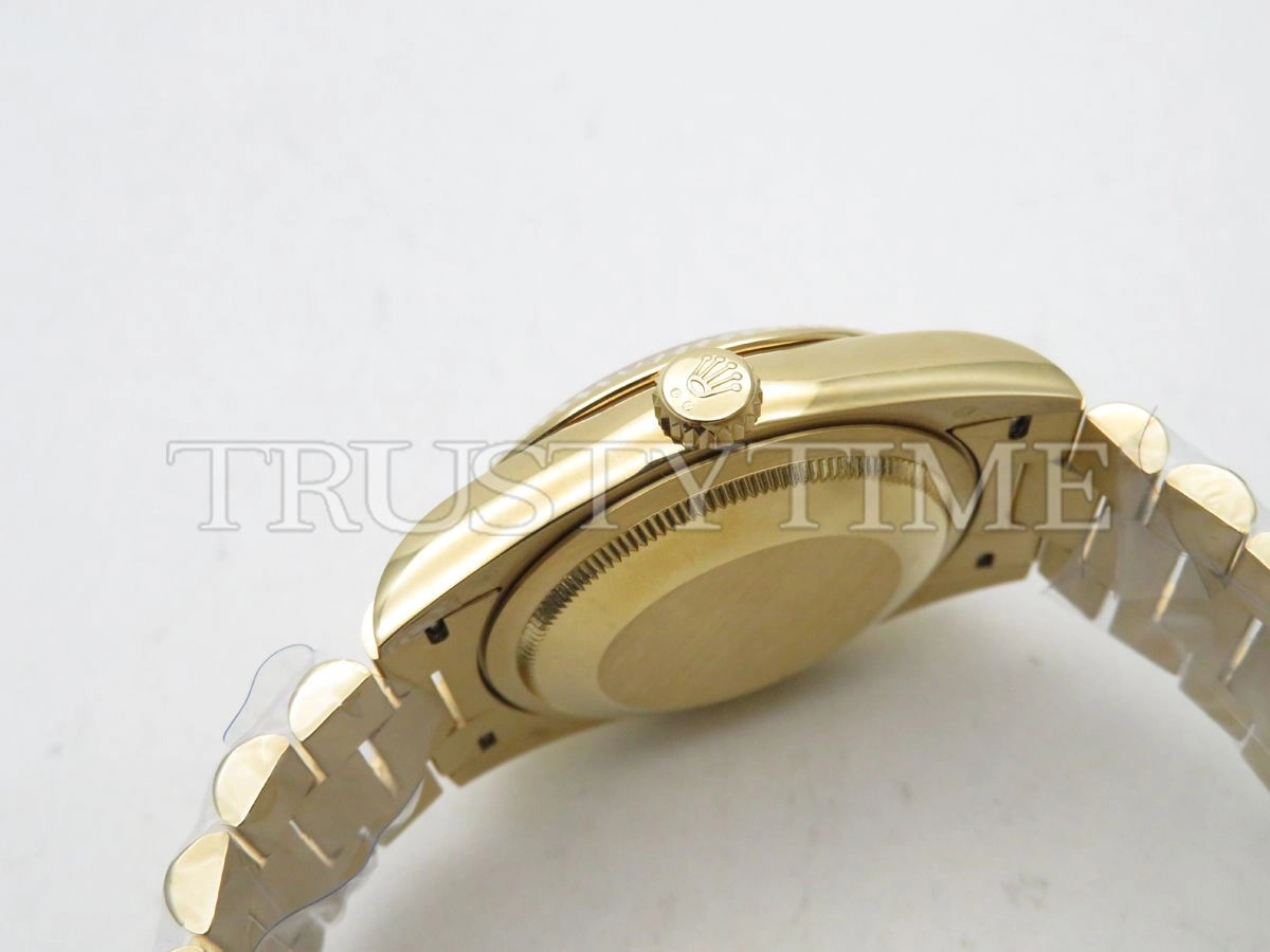 Копия часов Rolex Day-Date 36mm 128238-0045