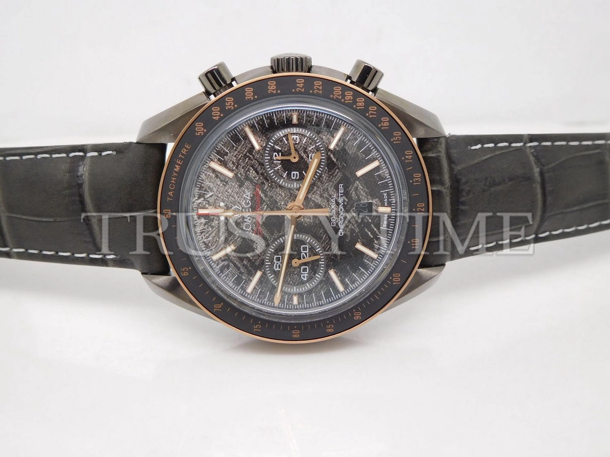 Копия часов Omega Speedmaster Grey Side of the Moon Meteorite 44mm 311.63.44.51.99.001