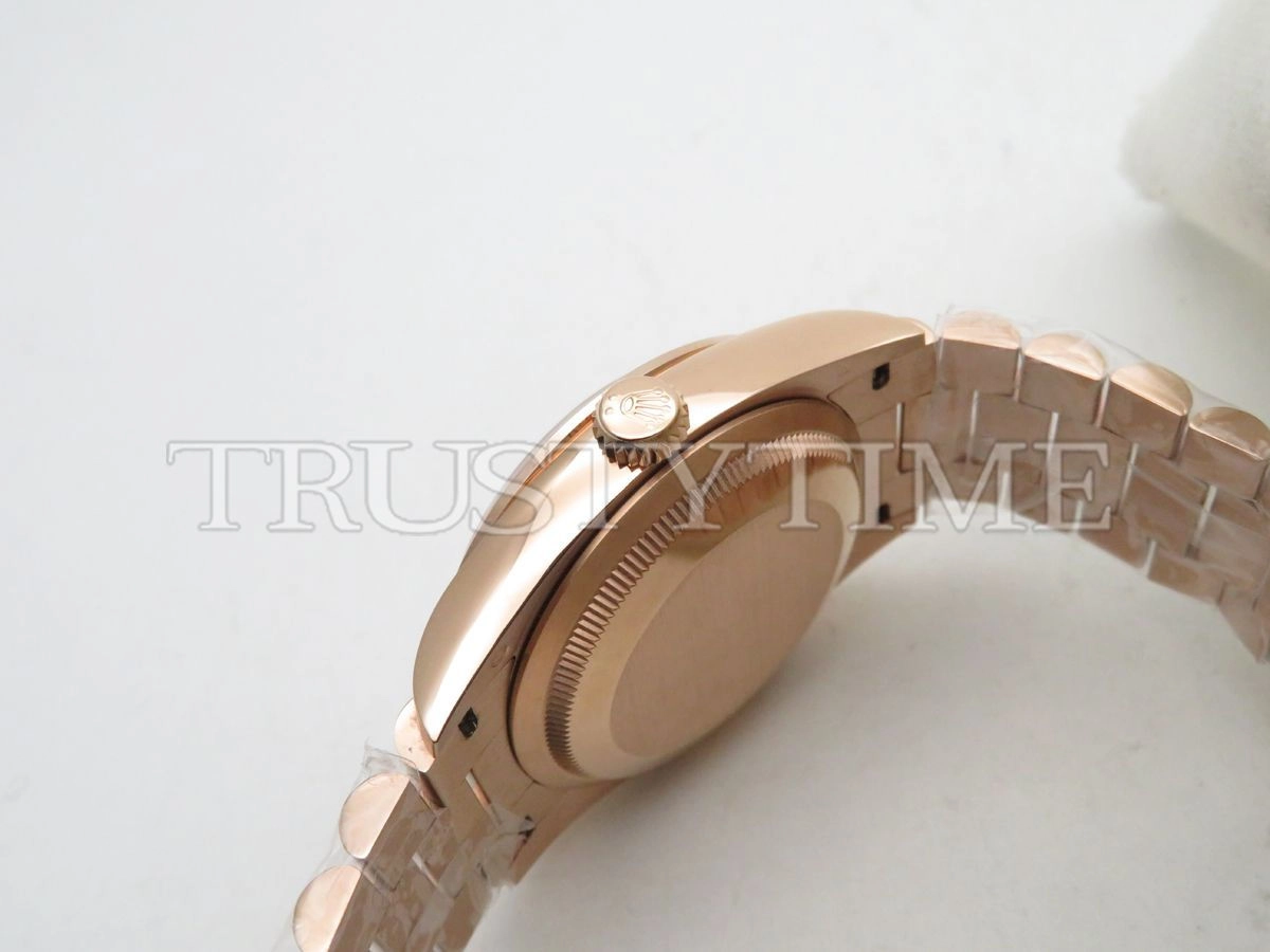 Копия часов Rolex Day-Date 36mm 128345RBR-0028