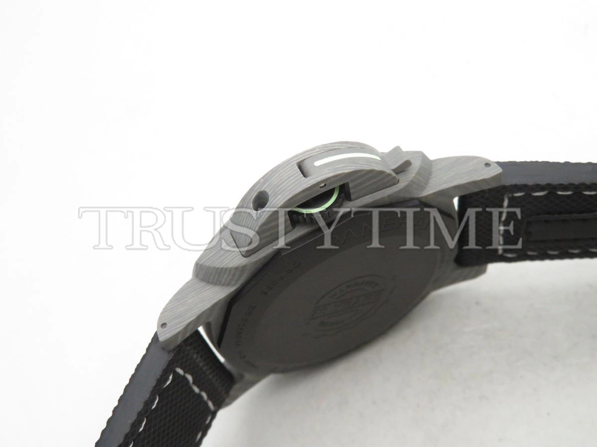 Копия часов Panerai Luminor 1950 3 Days Fibratech 44mm PAM01119