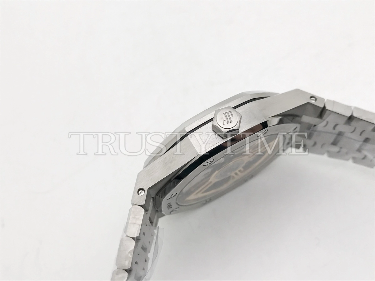 Копия часов Audemars Piguet Royal Oak 41 KAWS Edition