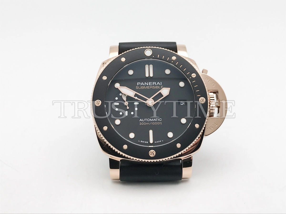 Копия часов Panerai Submersible Goldtech™ 42mm PAM02164