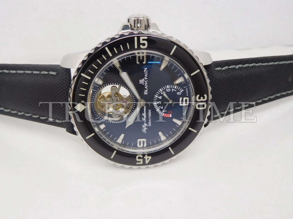 Копия часов Blancpain Fifty Fathoms Tourbillon 5025-1530-52A