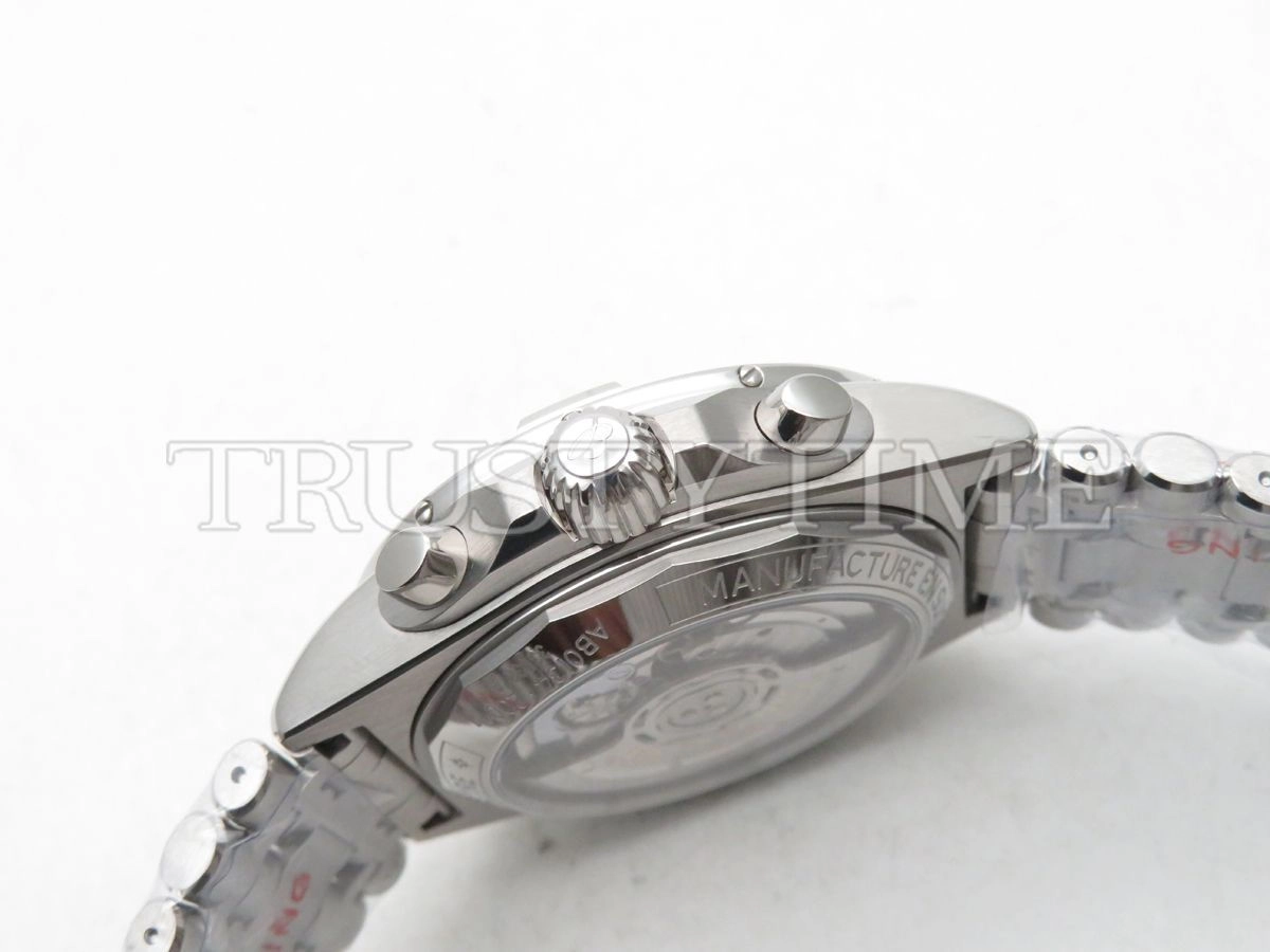 Копия часов Breitling Chronomat B01 42 AB0134101G1A1