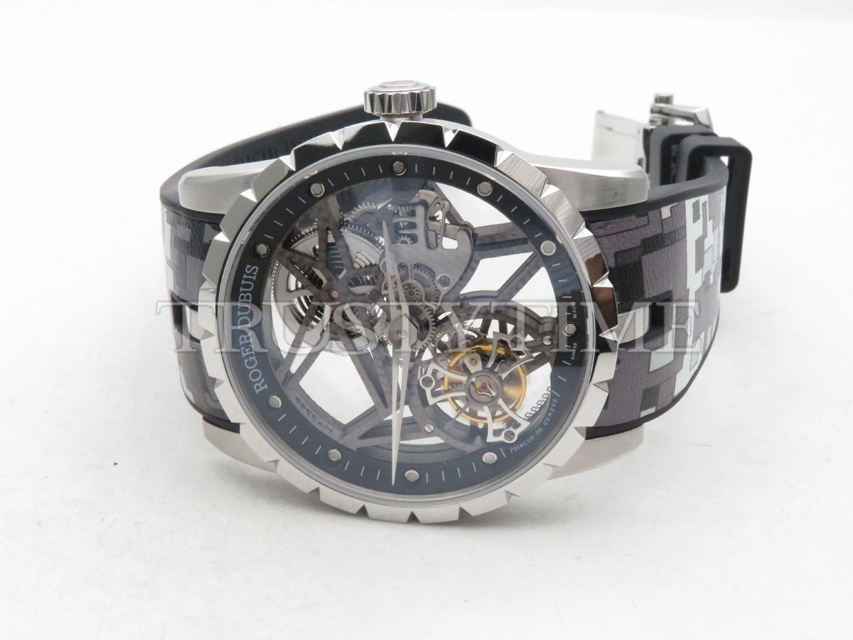 Копия часов Roger Dubuis Excalibur Skeleton Flying Tourbillon