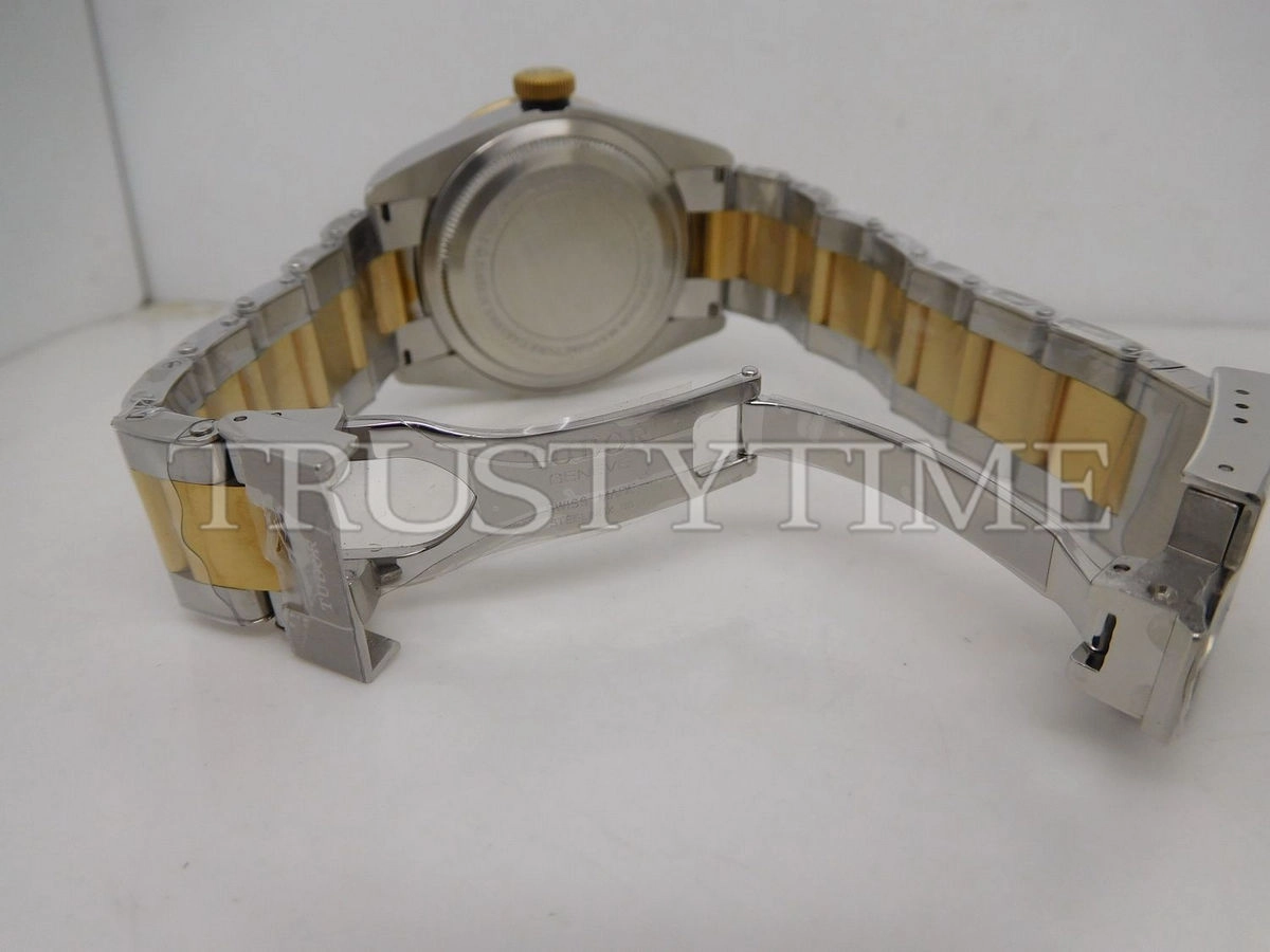 Копия часов Tudor Heritage Black Bay Black S&G 41mm M79733N-0004