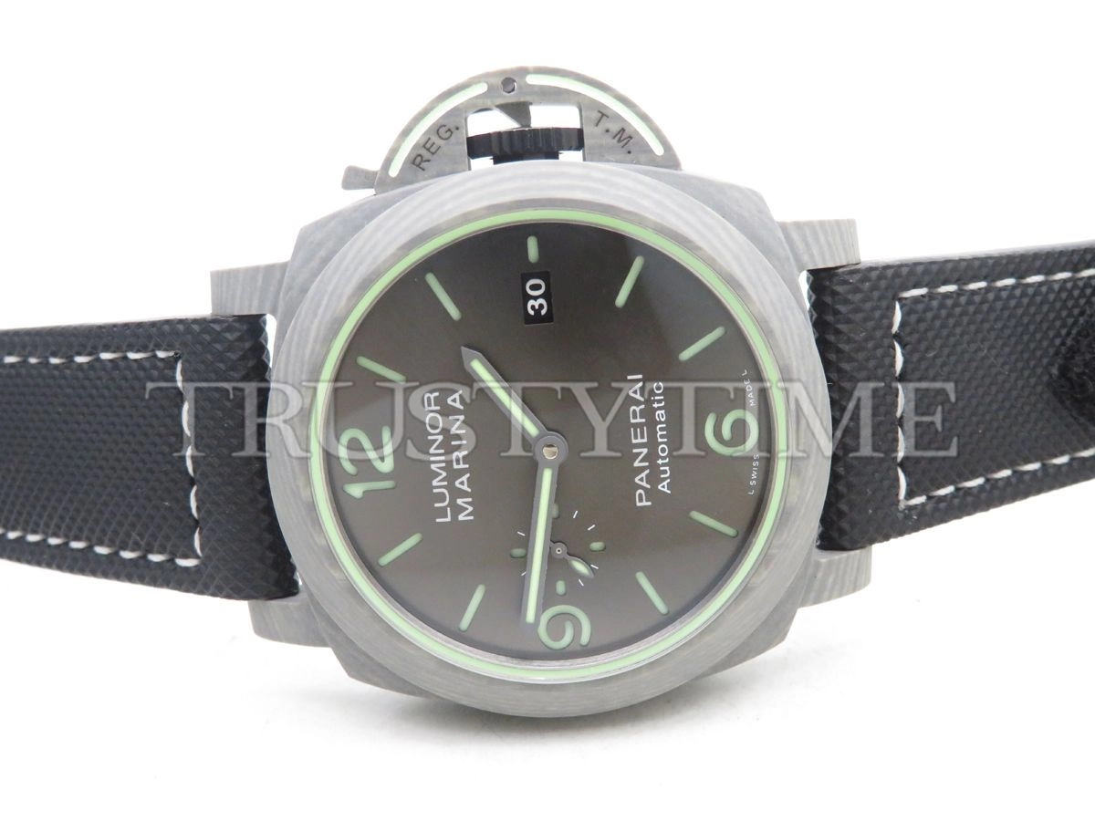 Копия часов Panerai Luminor 1950 3 Days Fibratech 44mm PAM01119