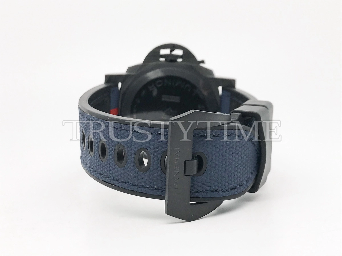 Копия часов Panerai Luminor Marina Carbotech™ Luna Rossa 44mm PAM01529