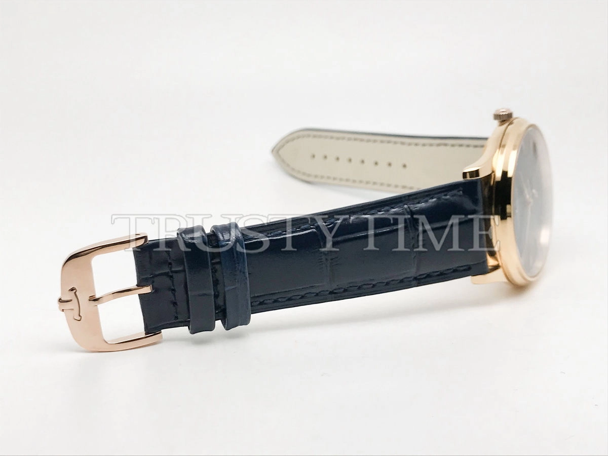 Копия часов Jaeger-LeCoultre Master Ultra Thin Moon 39mm 1362580