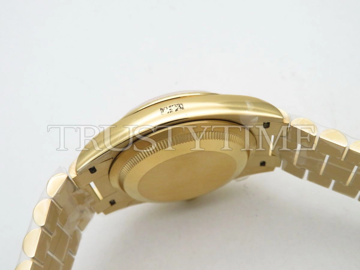 Копия часов Rolex Day-Date 36mm 128238-0008