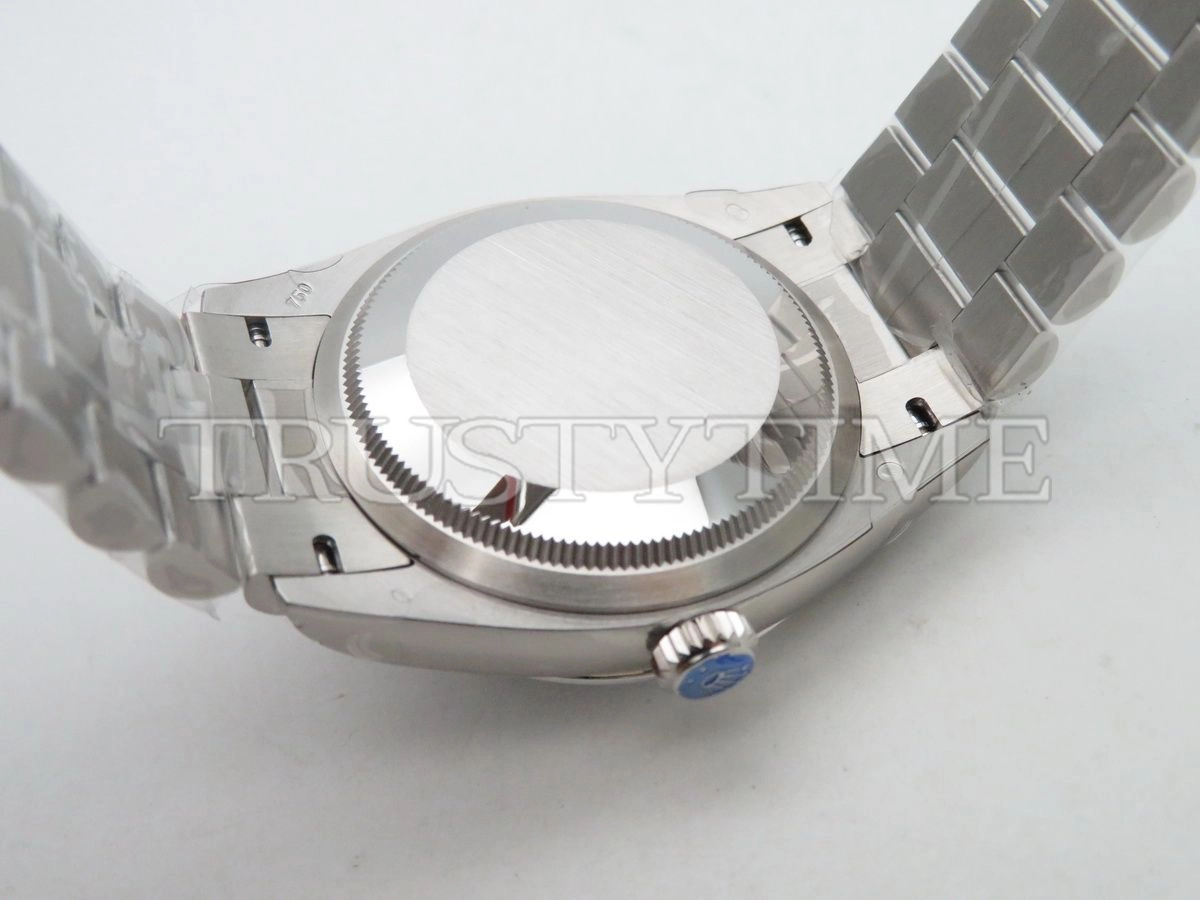 Копия часов Rolex Day-Date 36mm 128236-0002