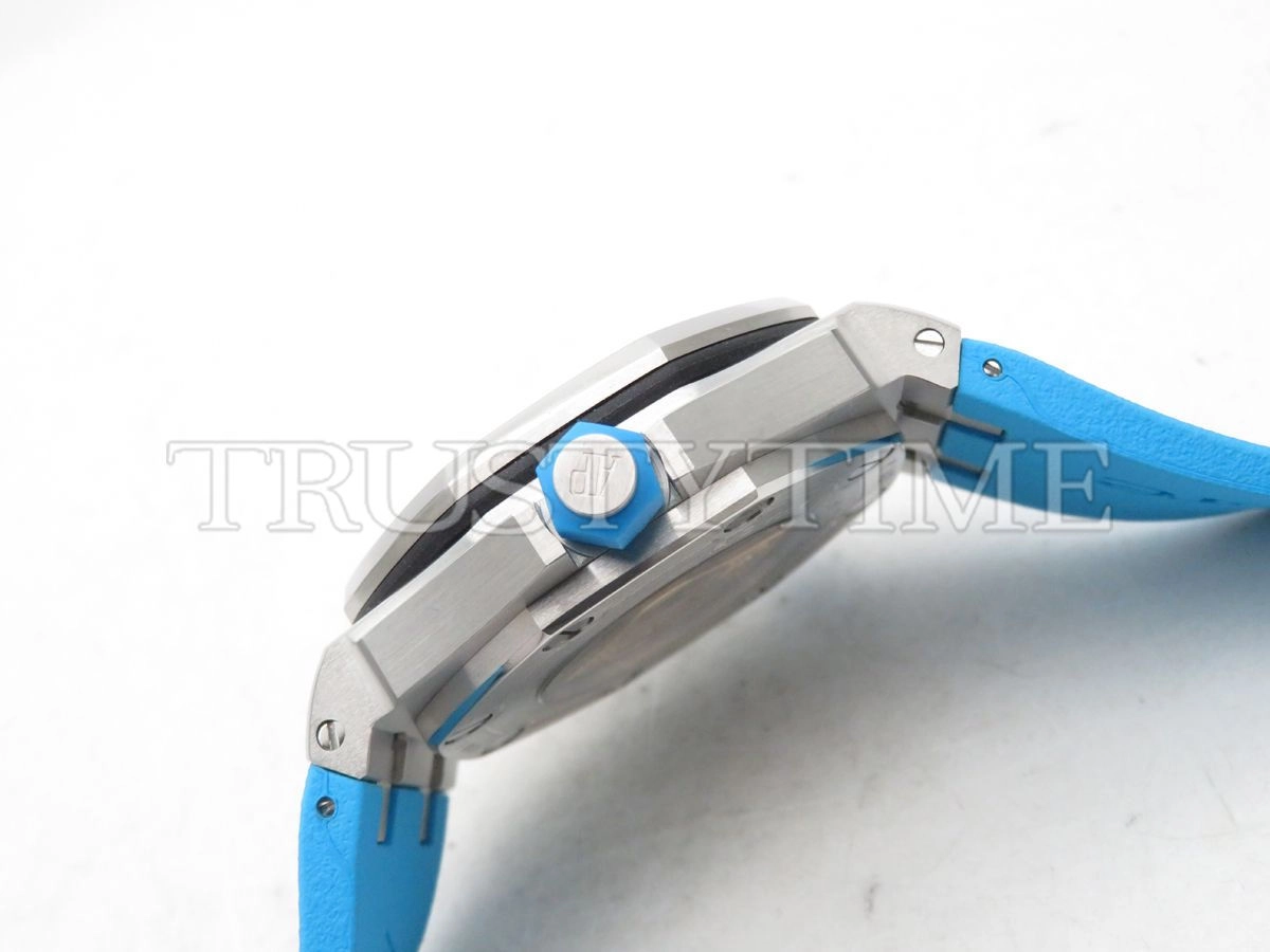 Копия часов Audemars Piguet Royal Oak Offshore Diver 15710ST.OO.A032CA.01