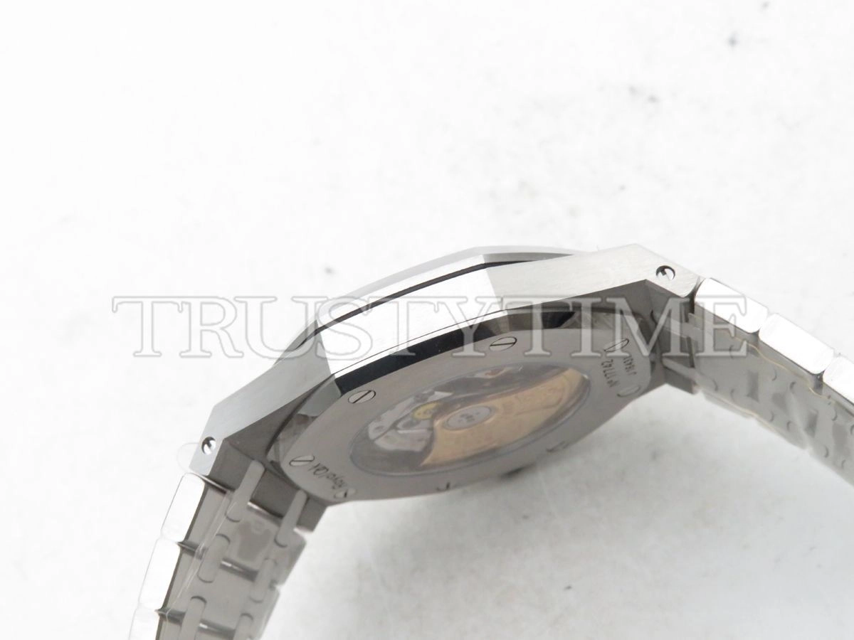 Копия часов Audemars Piguet Royal Oak Automatic II 15400ST.OO.1220ST.02