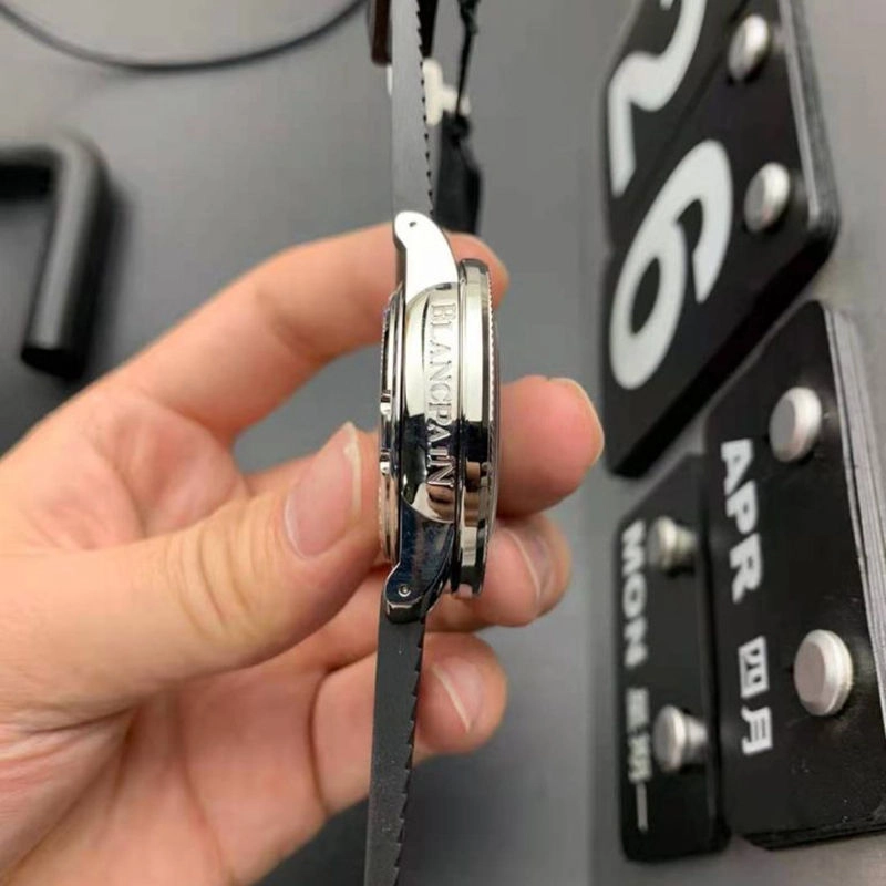 Реплика часов Blancpain Fifty Fathoms Barakuda 2019 Re-Edition