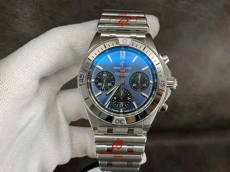 Реплика часов Breitling Chronomat B01