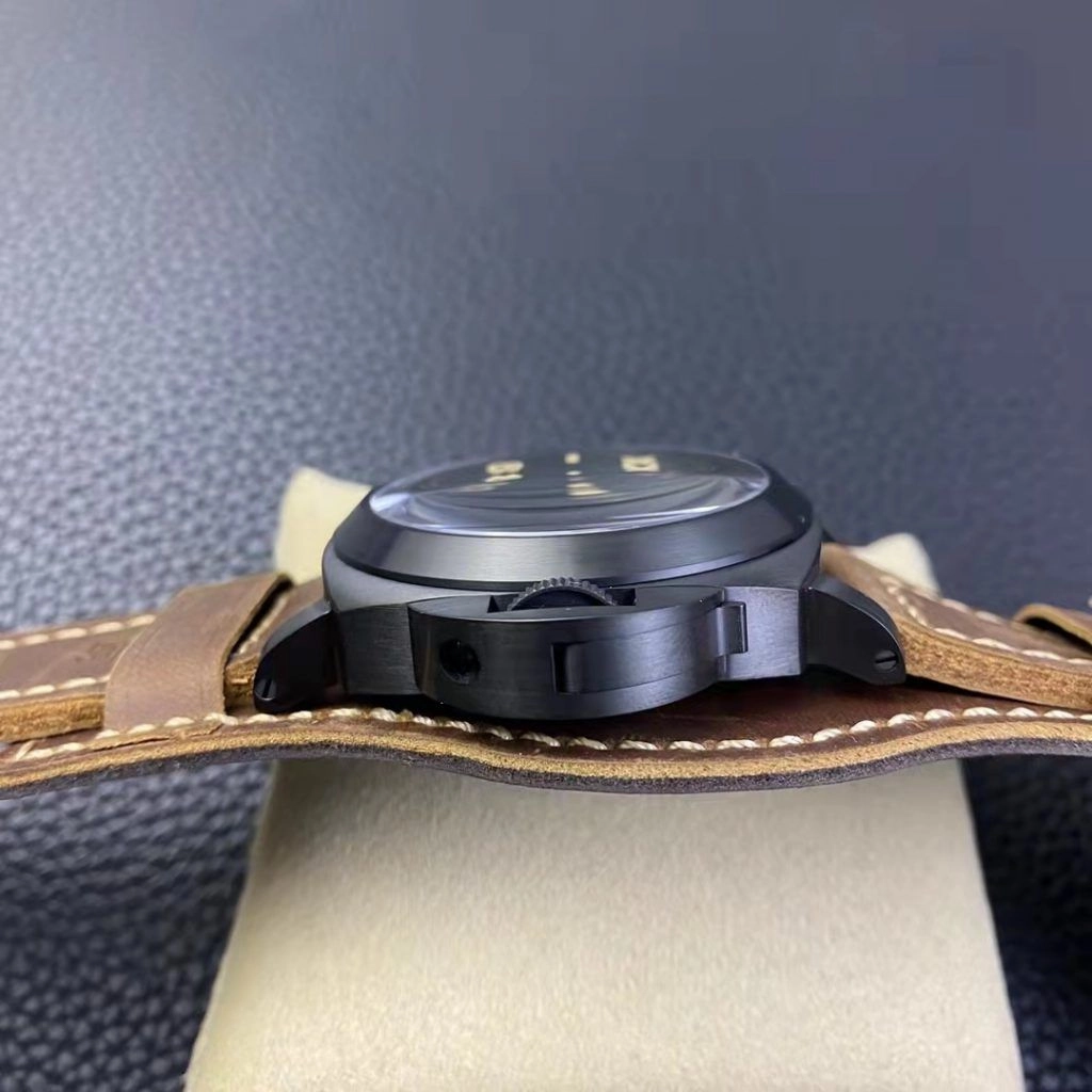 Реплика Panerai Luminor California PAM 779 Реплика Panerai Luminor California PAM 779