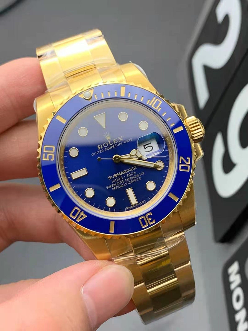 Копия часов Rolex Submariner 116618LB с синим циферблатом Копия часов Rolex Submariner 116618LB с синим циферблатом