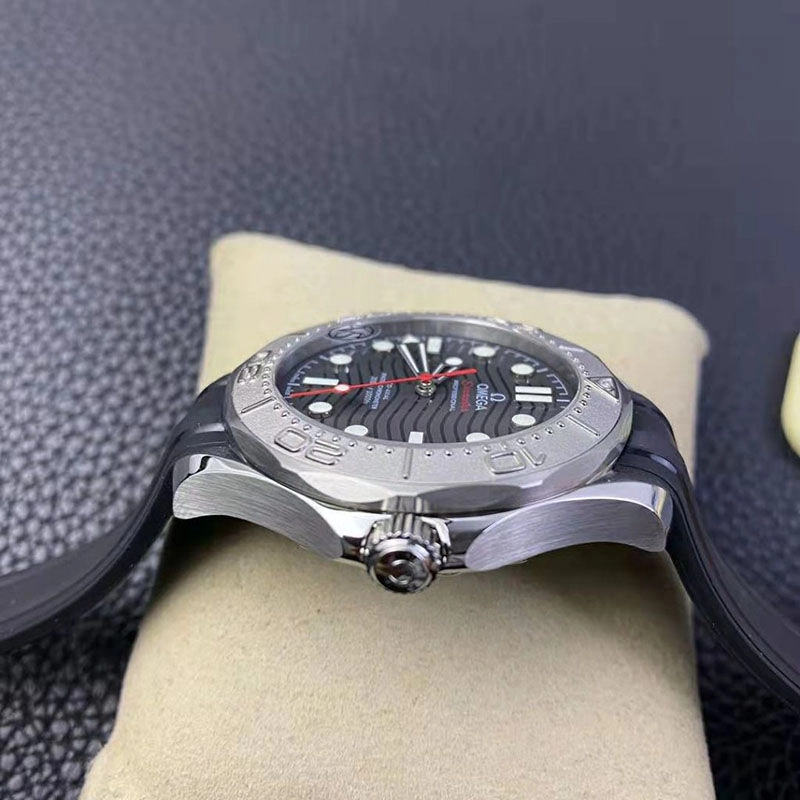 Реплика Omega Seamaster Diver 300m Nekton с супер клоном 8806 Реплика Omega Seamaster Diver 300m Nekton с супер клоном 8806